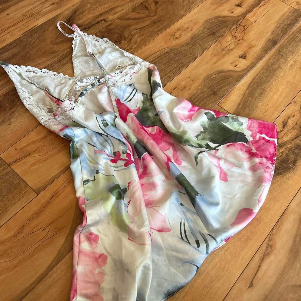 Pink floral silk slip dress - Picture 4 of 5